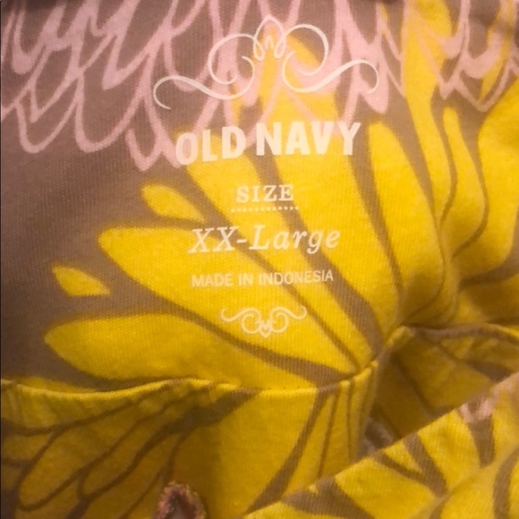 Old navy summer dress or swim cover up. Never worn - Picture 2 of 4